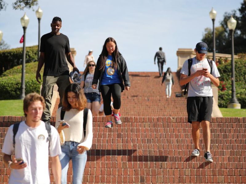 Du học Trung Quốc có được làm thêm không? Du học Trung Quốc có được làm thêm không?